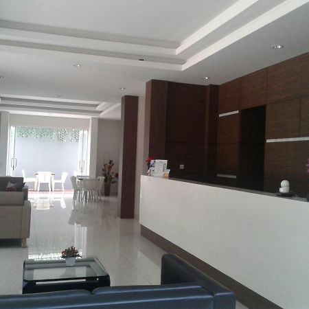 فندق بوكورفي  Malabar Park المظهر الخارجي الصورة
